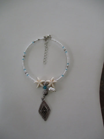 Seed Beads Star Fish Beads Diamond Charm Memory Wire Bracelet (B662)