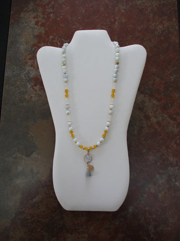 Gray Marble Glass Beads Yellow Glass Beads Gold Spacer Beads Round Pendant with Gray Tassel Necklace (N1502)