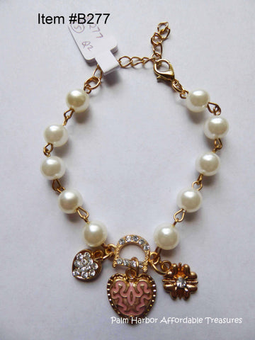 Pearl Chain Heart & Flower Bracelet (B277)