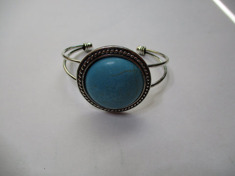 Silver Cuff Round Turquoise Bracelet (B605)