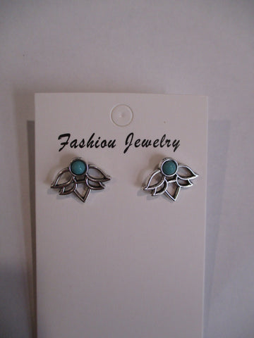 Silver Flower Turquoise Post Earrings (E991)