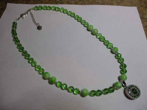 Green Glass Beads Silver seed Beads Snap Button Pendant Necklace (N1176)