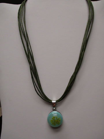 Green Twine Green Dried Flower Snap Button Pendant Necklace (N1198)