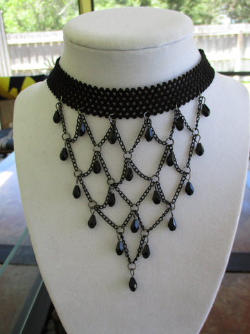 Black Stretchy Lace Black Chain Triange Shape Black Tear Drop Beads Choker Necklace (N1311)