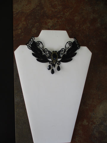 Black Lace Black Pendant Black Beads Choker Necklace (N1442)