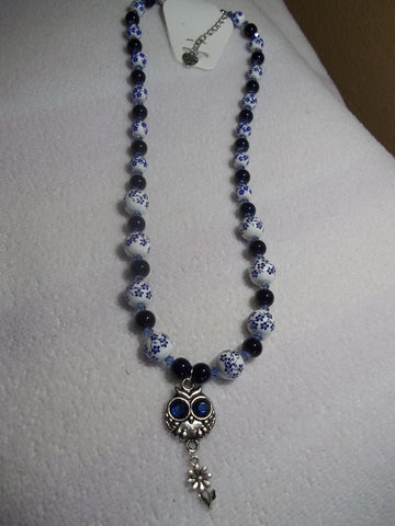 Sliver Glass White/Blue Beads w/Silver Owl/Flower pendant Necklace (N673)