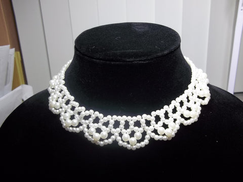 Scalloped Acrylic Beads Pearl Choker Necklace (N917)