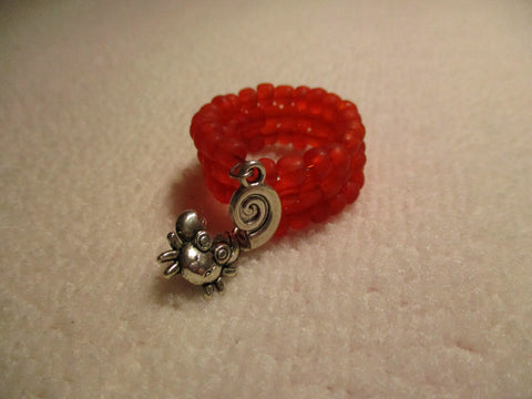 Memory Wire Red Glass Seed Bead Silver Shell Crab Ring (21)